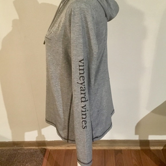 Vineyard Vines Whale Performance Hoodie - Picture 5 of 6